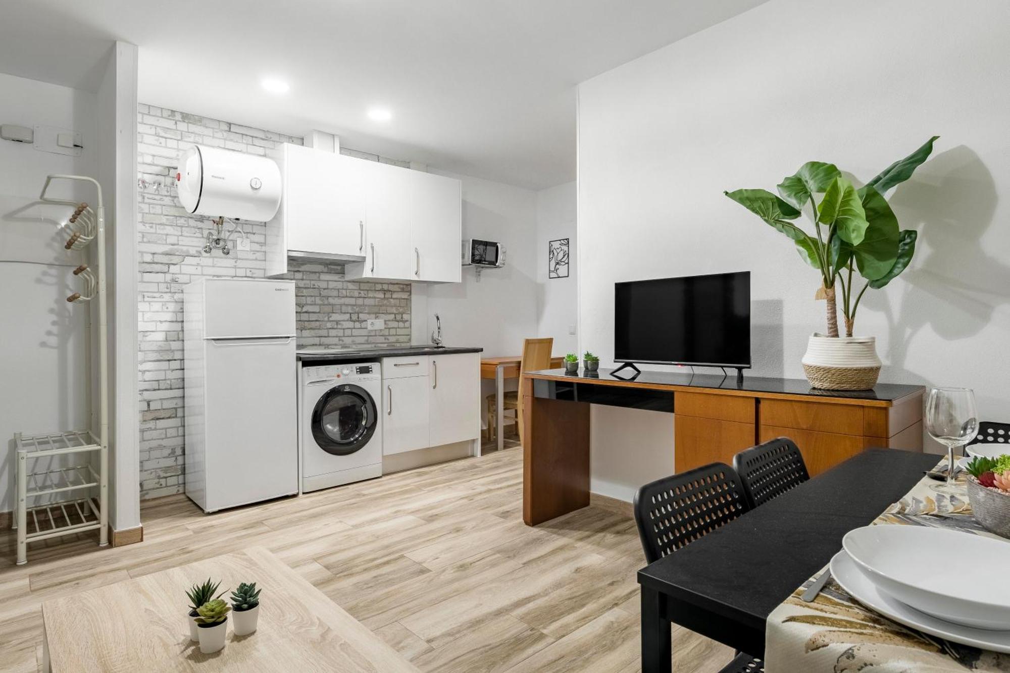 Charming Madrid Numancia Apartment Ngoại thất bức ảnh