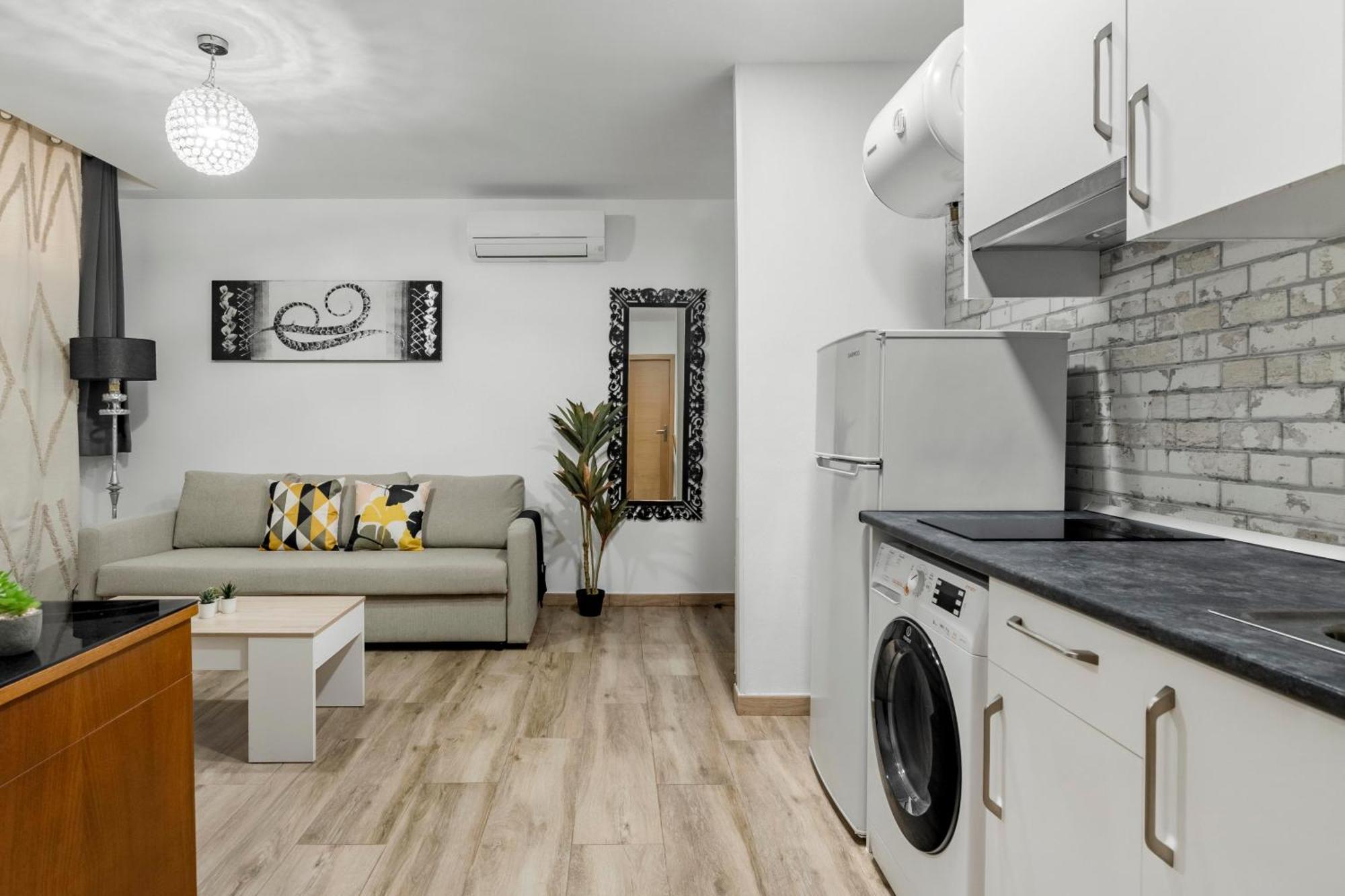 Charming Madrid Numancia Apartment Ngoại thất bức ảnh